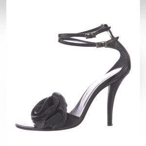 Roger Vivier Leather Flower Heels